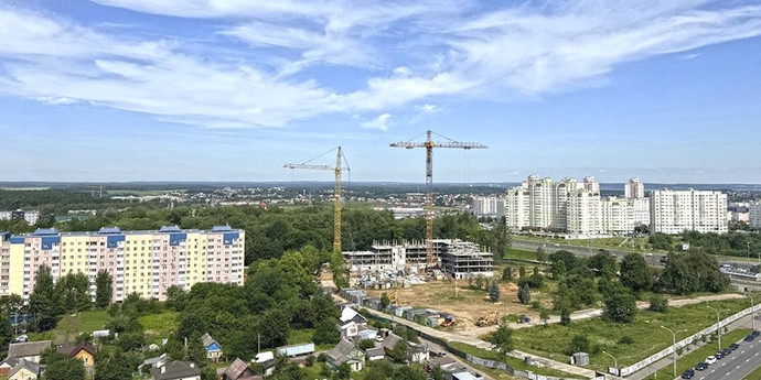 30 однушек у метро «Каменная Горка» продают всем желающим